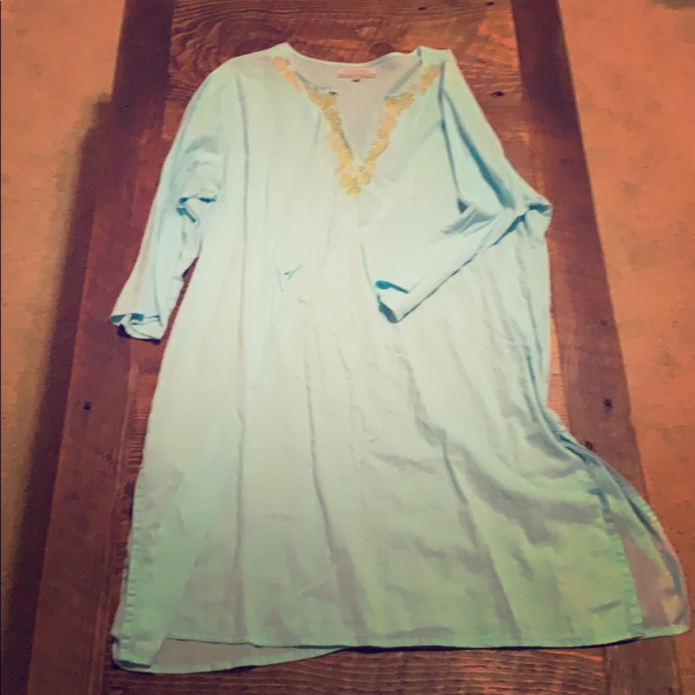 Beach cover up or tunic top!